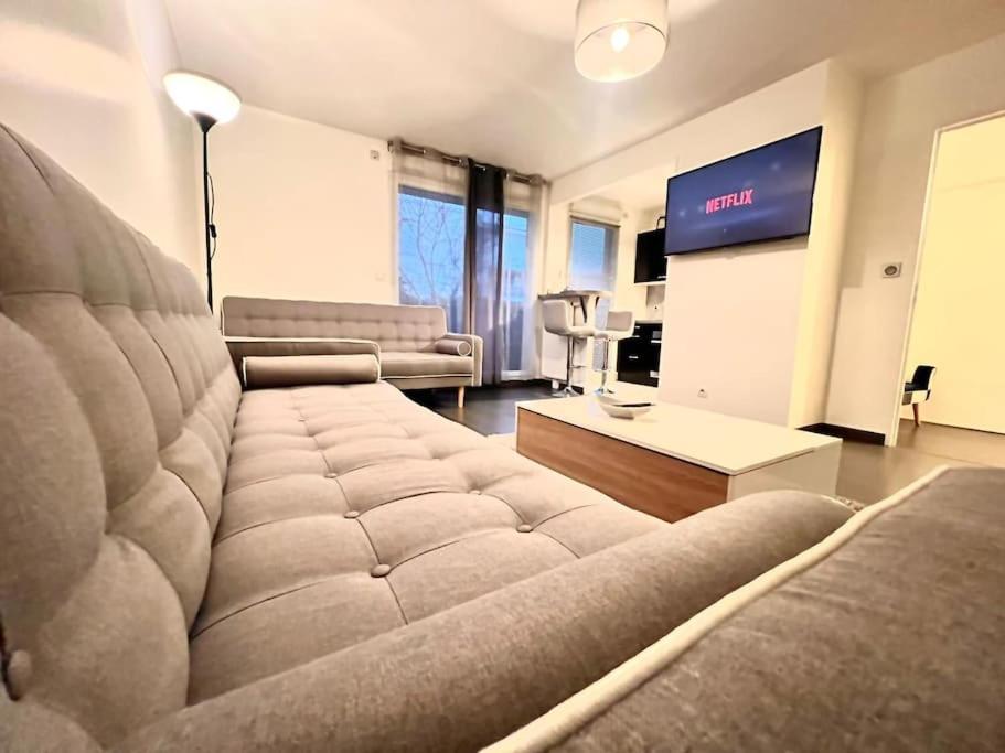 - Pointe Du - Le So' Apartment